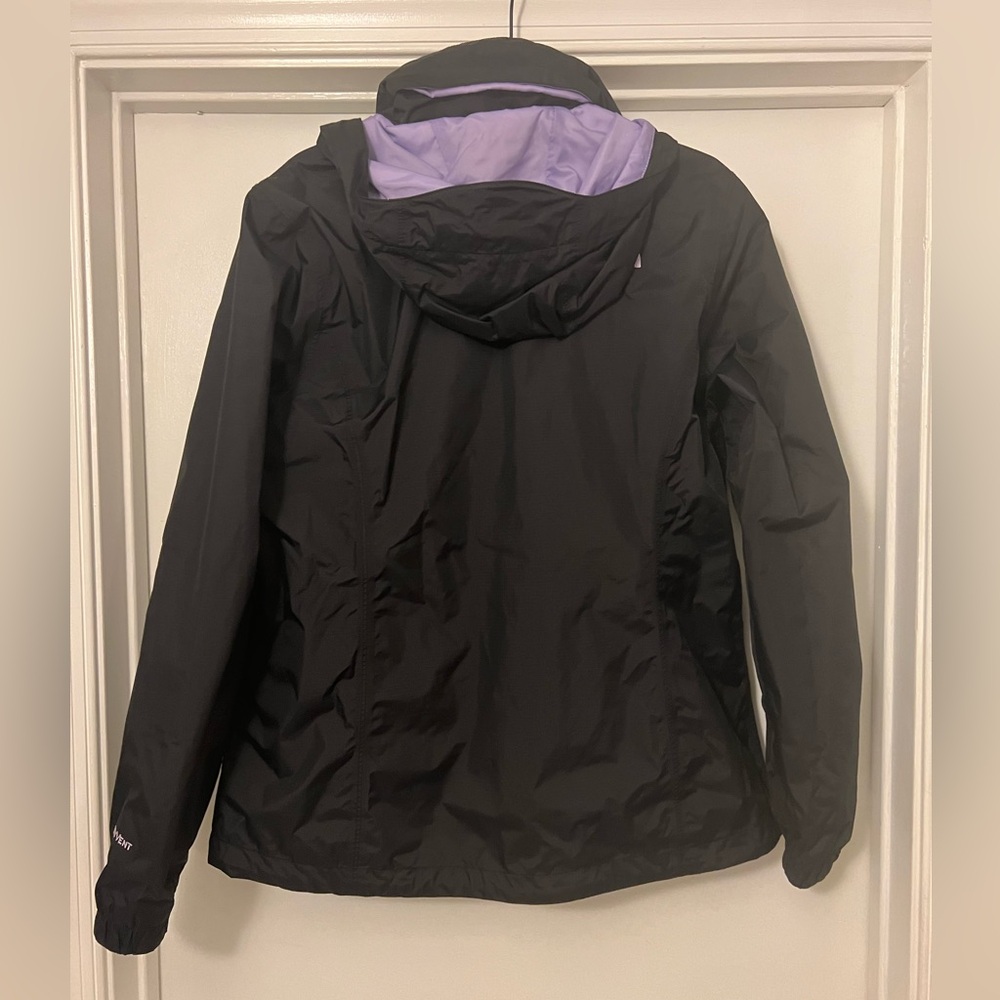 The North Face Women's Venture 2 Rain Jacket - Picture 2 of 3